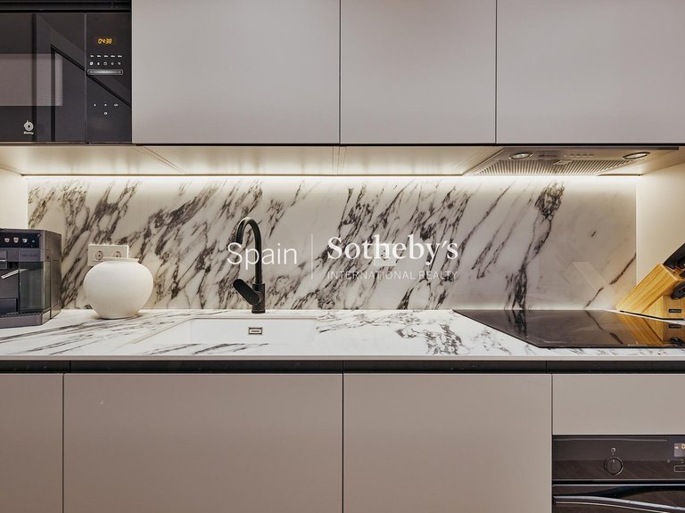 Apartment for Sale in Madrid, Madrid 9