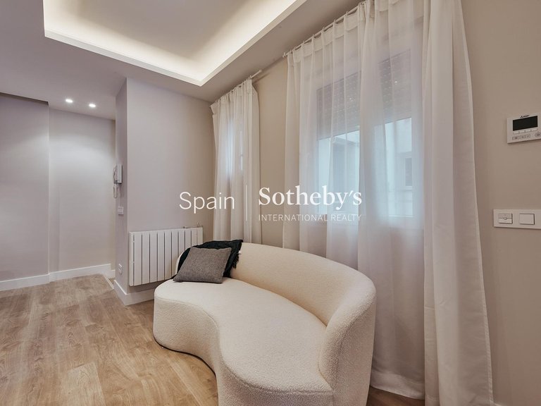 Apartment for Sale in Madrid, Madrid 5