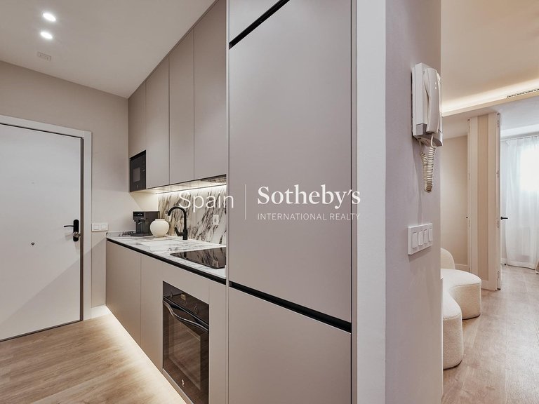 Apartment for Sale in Madrid, Madrid 7
