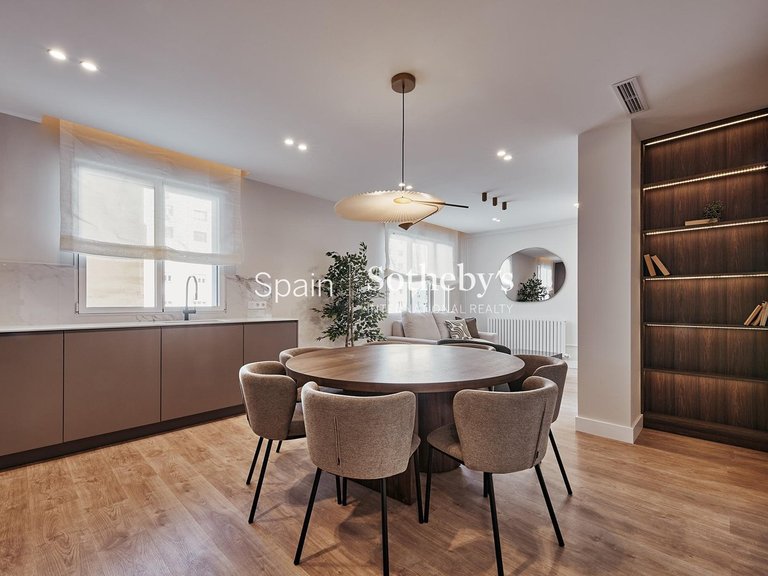 Apartment for Sale in Madrid, Madrid 5