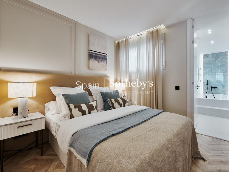 Apartment for Sale in Madrid, Madrid 12