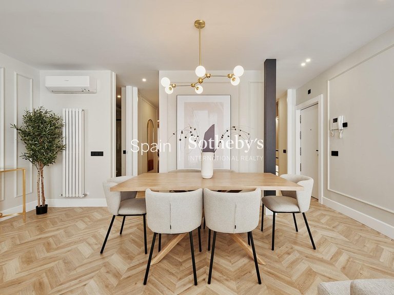 Apartment for Sale in Madrid, Madrid 6