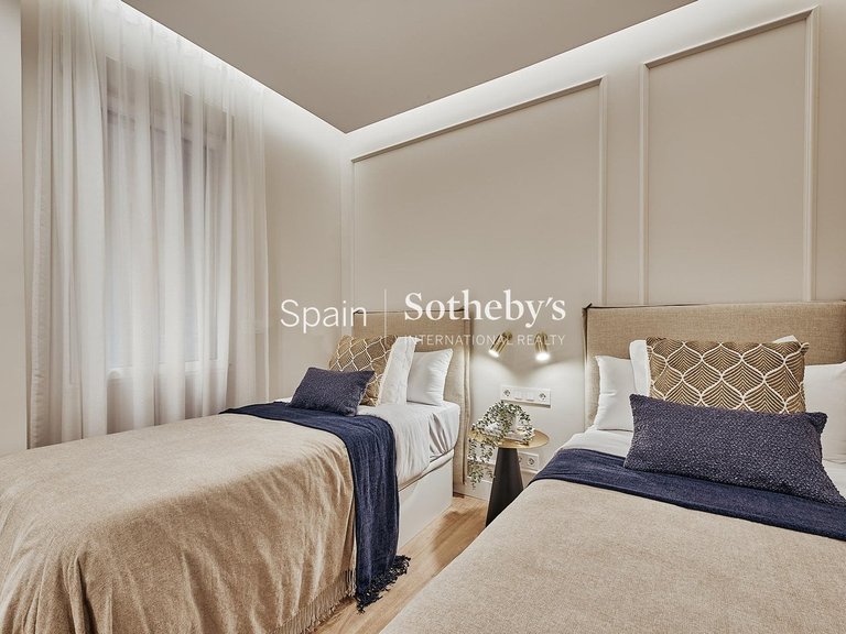 Apartment for Sale in Madrid, Madrid 15