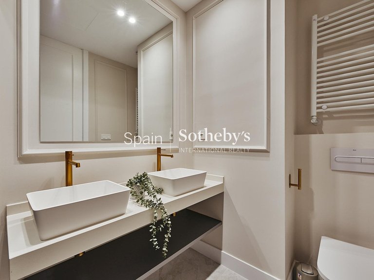 Apartment for Sale in Madrid, Madrid 19