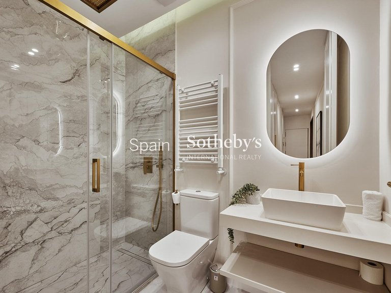 Apartment for Sale in Madrid, Madrid 21