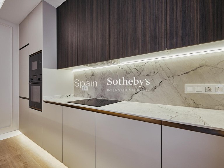 Apartment for Sale in Madrid, Madrid 14