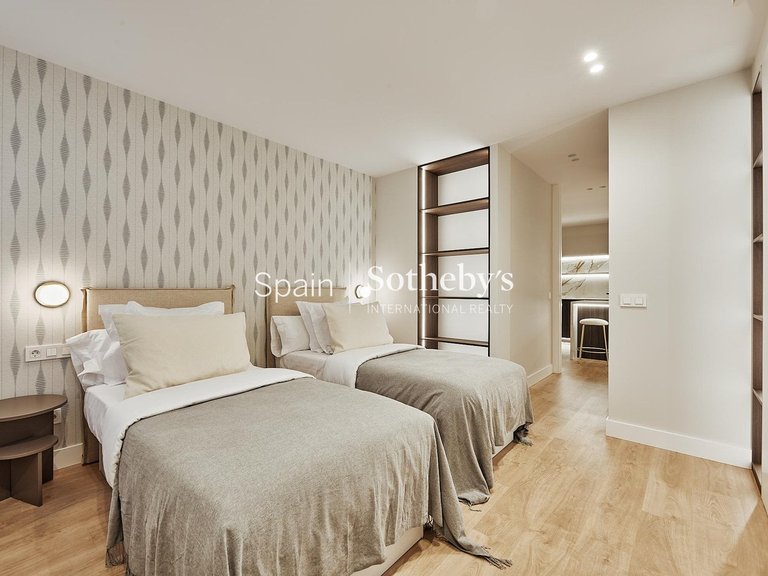 Apartment for Sale in Madrid, Madrid 21