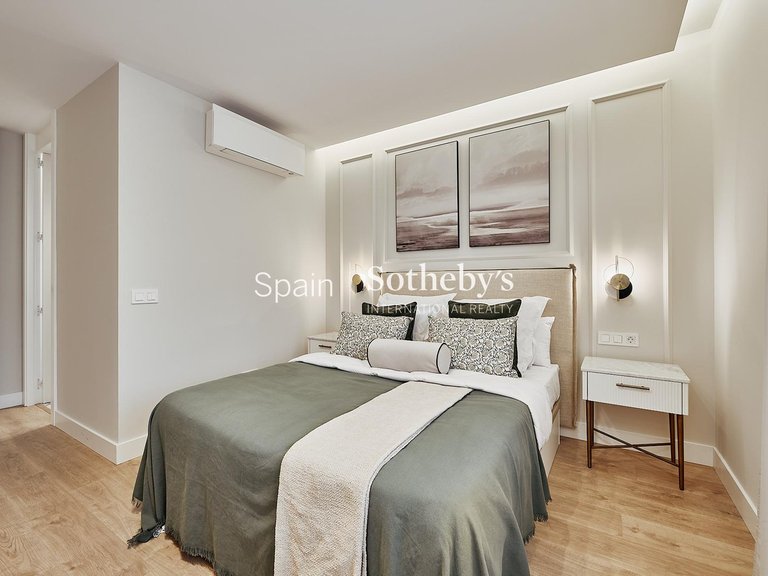 Apartment for Sale in Madrid, Madrid 18