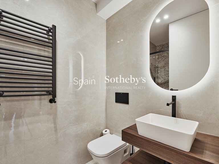 Apartment for Sale in Madrid, Madrid 28