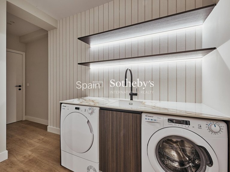 Apartment for Sale in Madrid, Madrid 31
