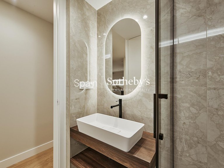 Apartment for Sale in Madrid, Madrid 27