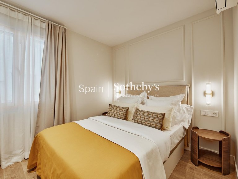 Apartment for Sale in Madrid, Madrid 16