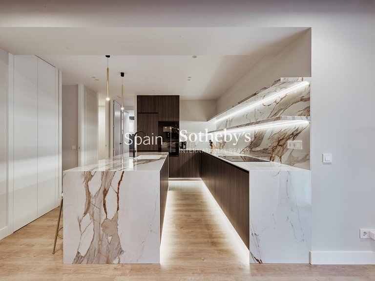 Apartment for Sale in Madrid, Madrid 9