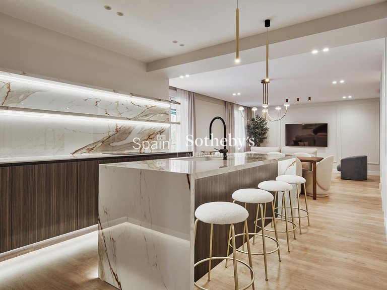 Apartment for Sale in Madrid, Madrid 11