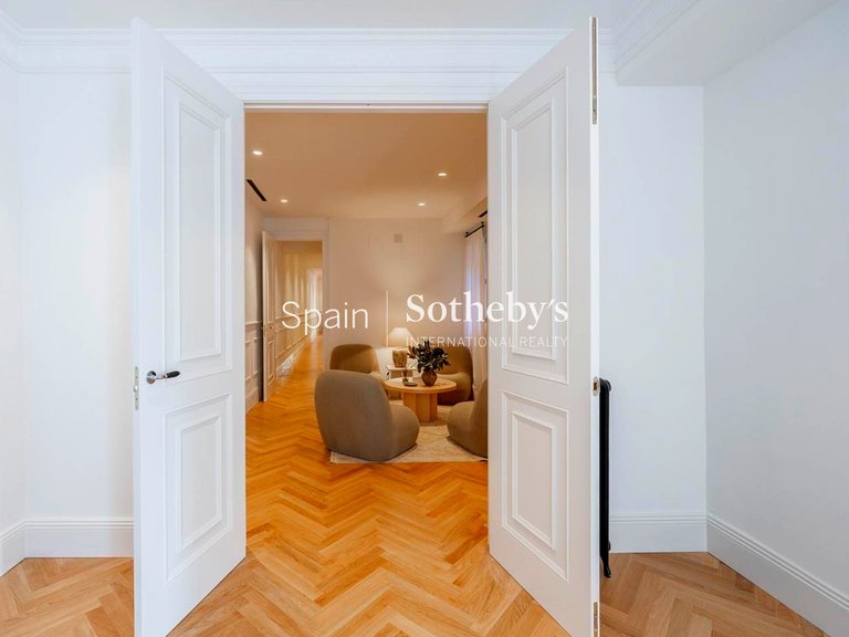 Apartment for Sale in Madrid, Madrid 6