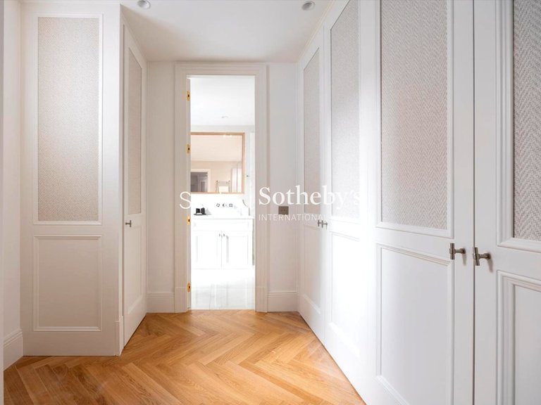Apartment for Sale in Madrid, Madrid 7