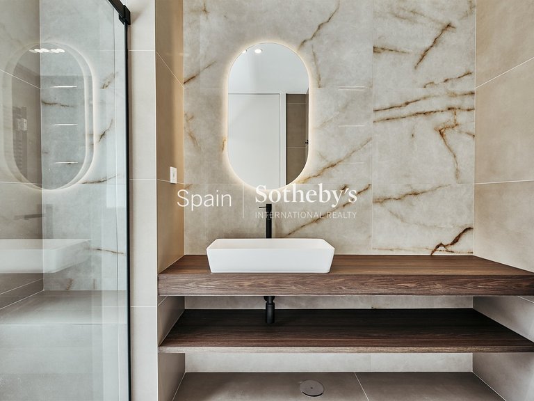 Apartment for Sale in Madrid, Madrid 23