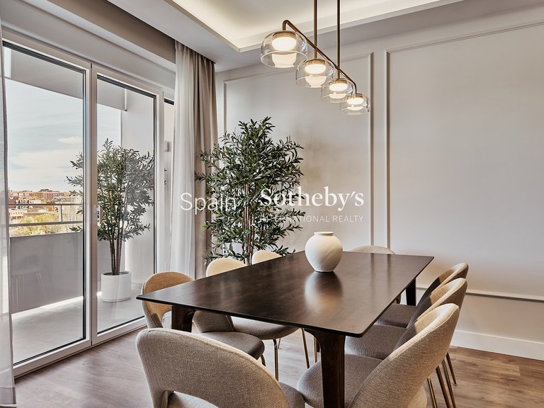 Apartment for Sale in Madrid, Madrid 5