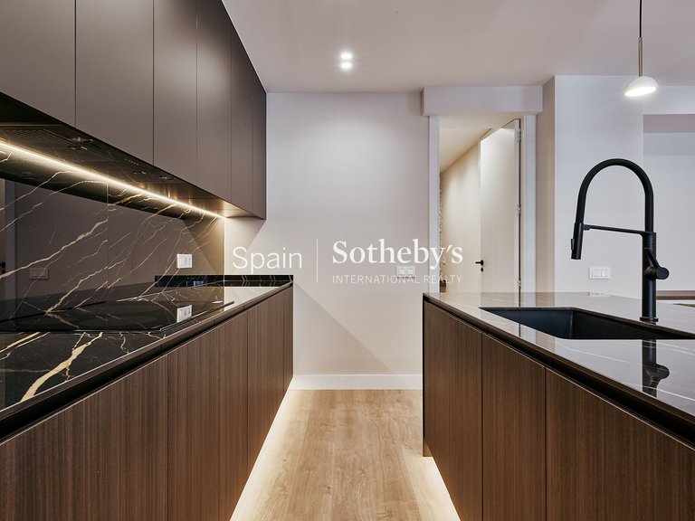 Apartment for Sale in Madrid, Madrid 7