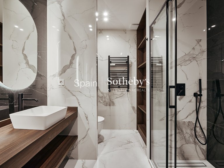 Apartment for Sale in Madrid, Madrid 12