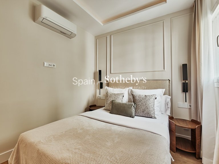 Apartment for Sale in Madrid, Madrid 11