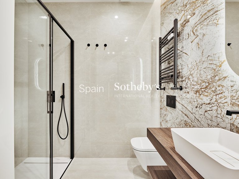 Apartment for Sale in Madrid, Madrid 13