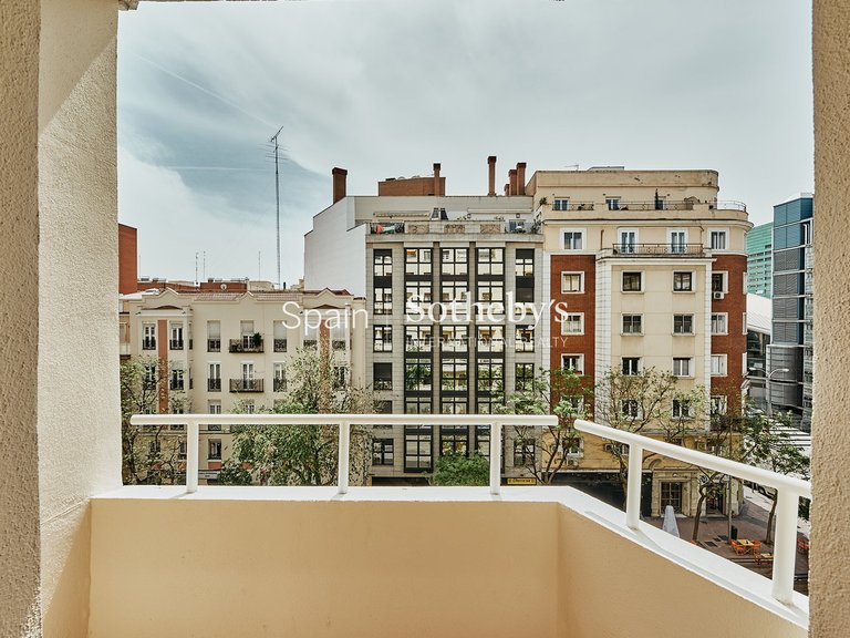 Apartment for Sale in Madrid, Madrid 19