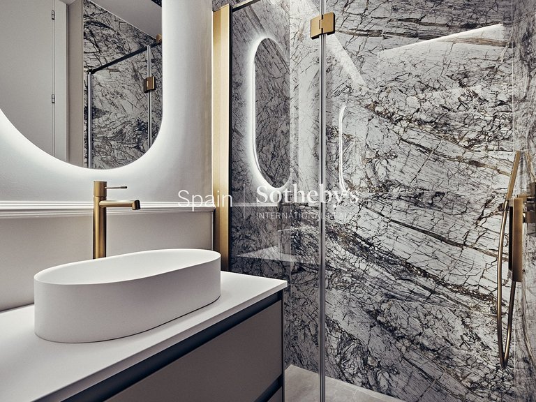 Apartment for Sale in Madrid, Madrid 22