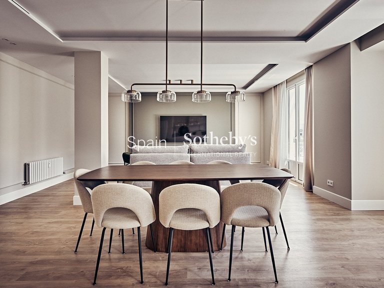 Apartment for Sale in Madrid, Madrid 5