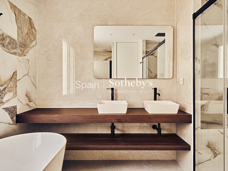 Apartment for Sale in Madrid, Madrid 19