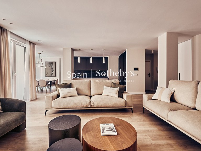 Apartment for Sale in Madrid, Madrid 2