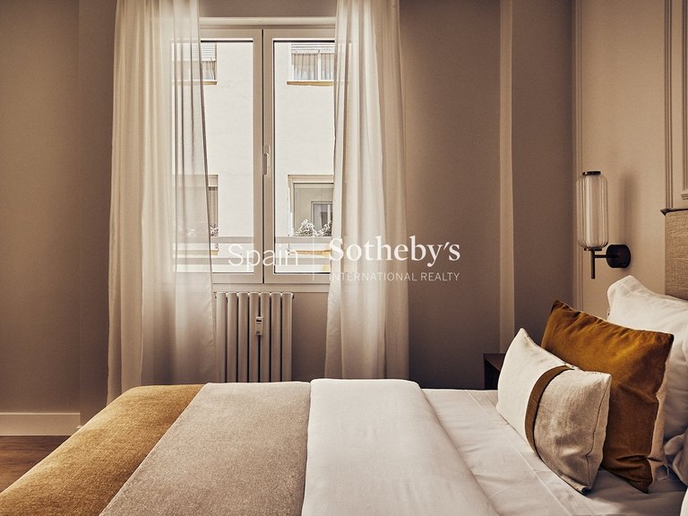Apartment for Sale in Madrid, Madrid 16