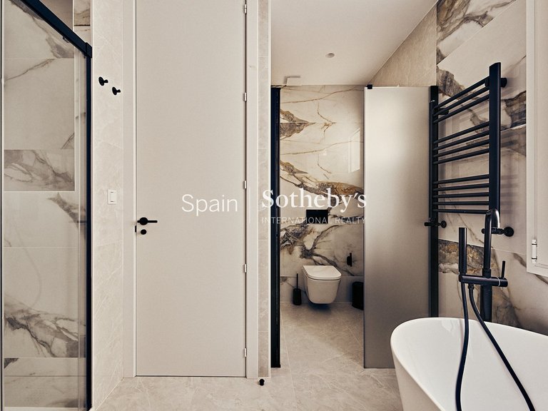 Apartment for Sale in Madrid, Madrid 22