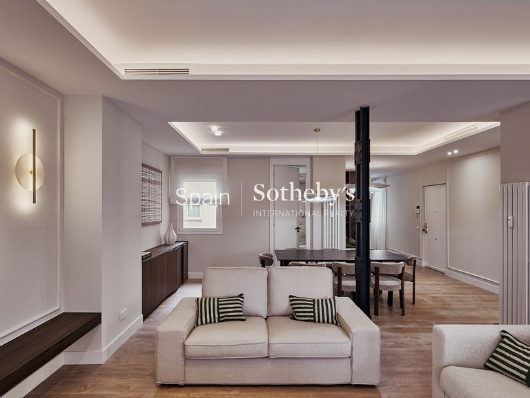 Apartment for Sale in Madrid, Madrid 5