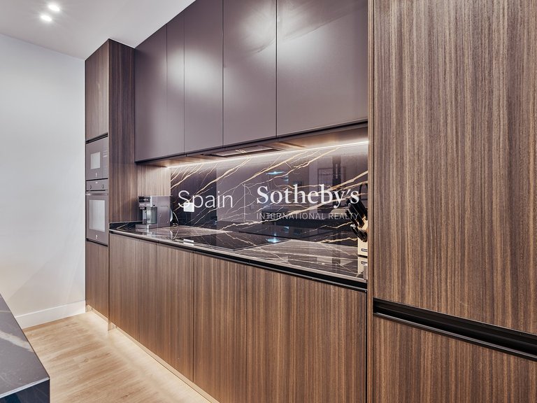 Apartment for Sale in Madrid, Madrid 13