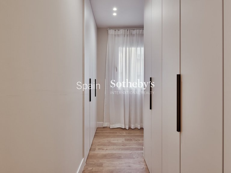 Apartment for Sale in Madrid, Madrid 24