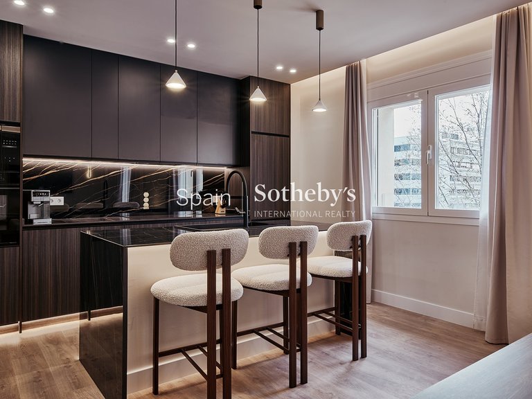 Apartment for Sale in Madrid, Madrid 8