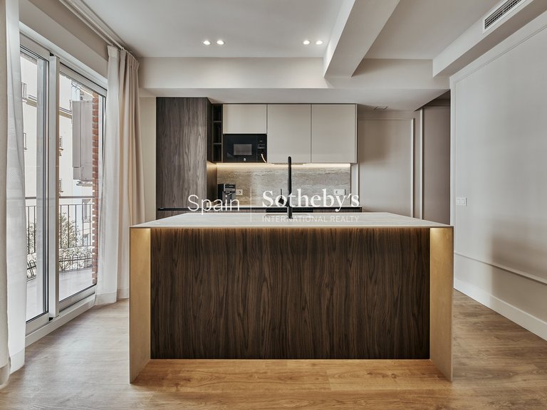Apartment for Sale in Madrid, Madrid 2