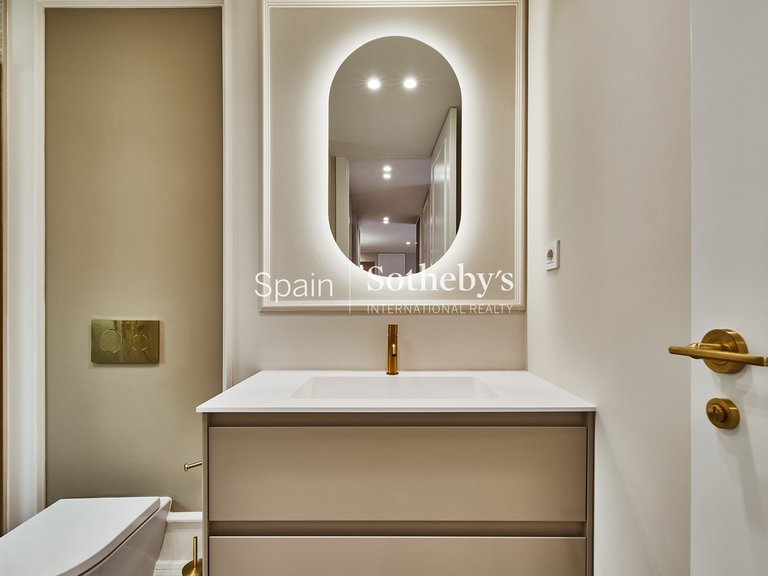 Apartment for Sale in Madrid, Madrid 15