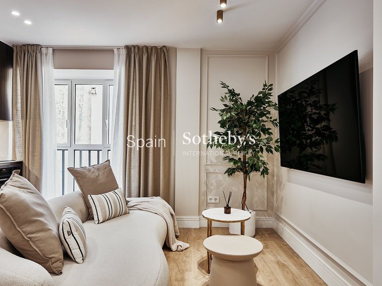 Apartment for Sale in Madrid, Madrid 4