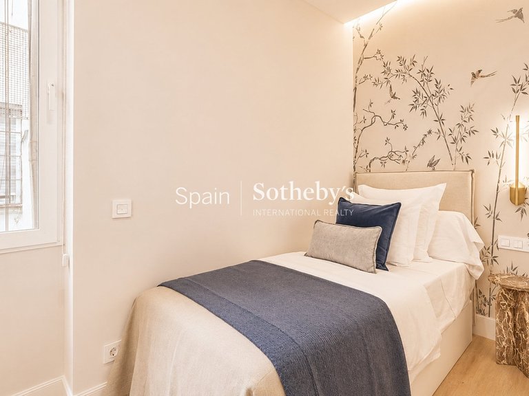 Apartment for Sale in Madrid, Madrid 14