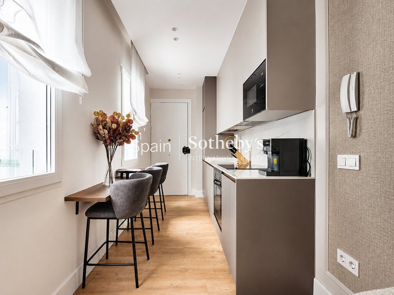 Apartment for Sale in Madrid, Madrid 3