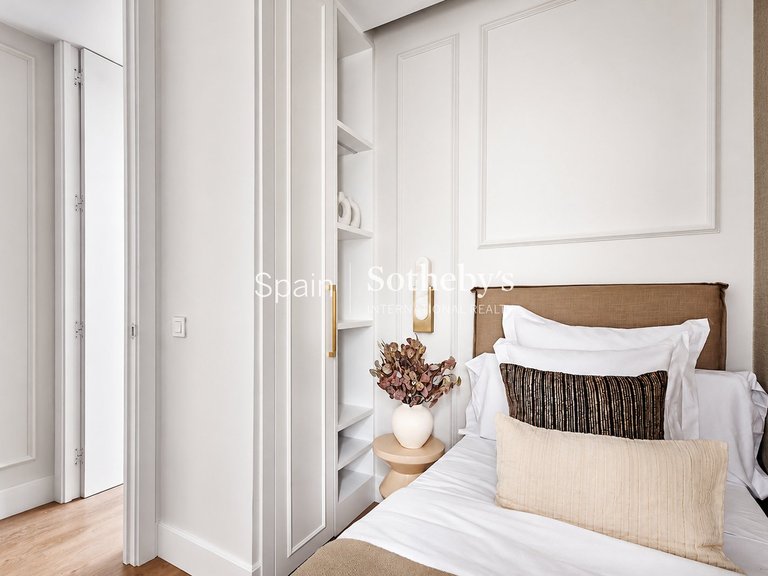 Apartment for Sale in Madrid, Madrid 9