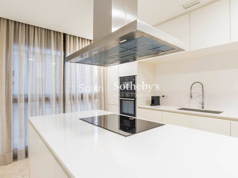 Apartment for Sale in Madrid, Madrid 14