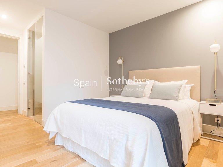 Apartment for Sale in Madrid, Madrid 22