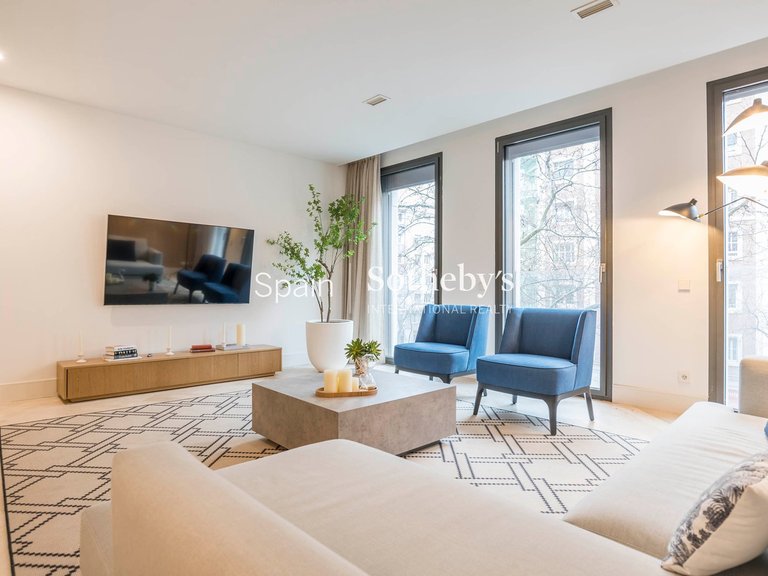 Apartment for Sale in Madrid, Madrid 2