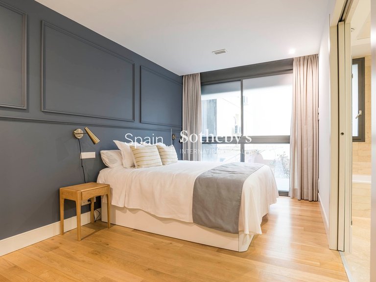 Apartment for Sale in Madrid, Madrid 18