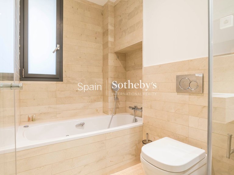 Apartment for Sale in Madrid, Madrid 34