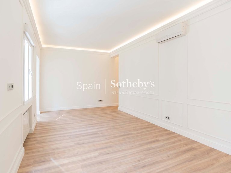 Apartment for Sale in Madrid, Madrid 38