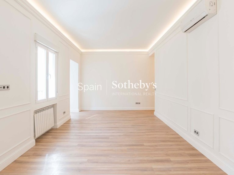 Apartment for Sale in Madrid, Madrid 2